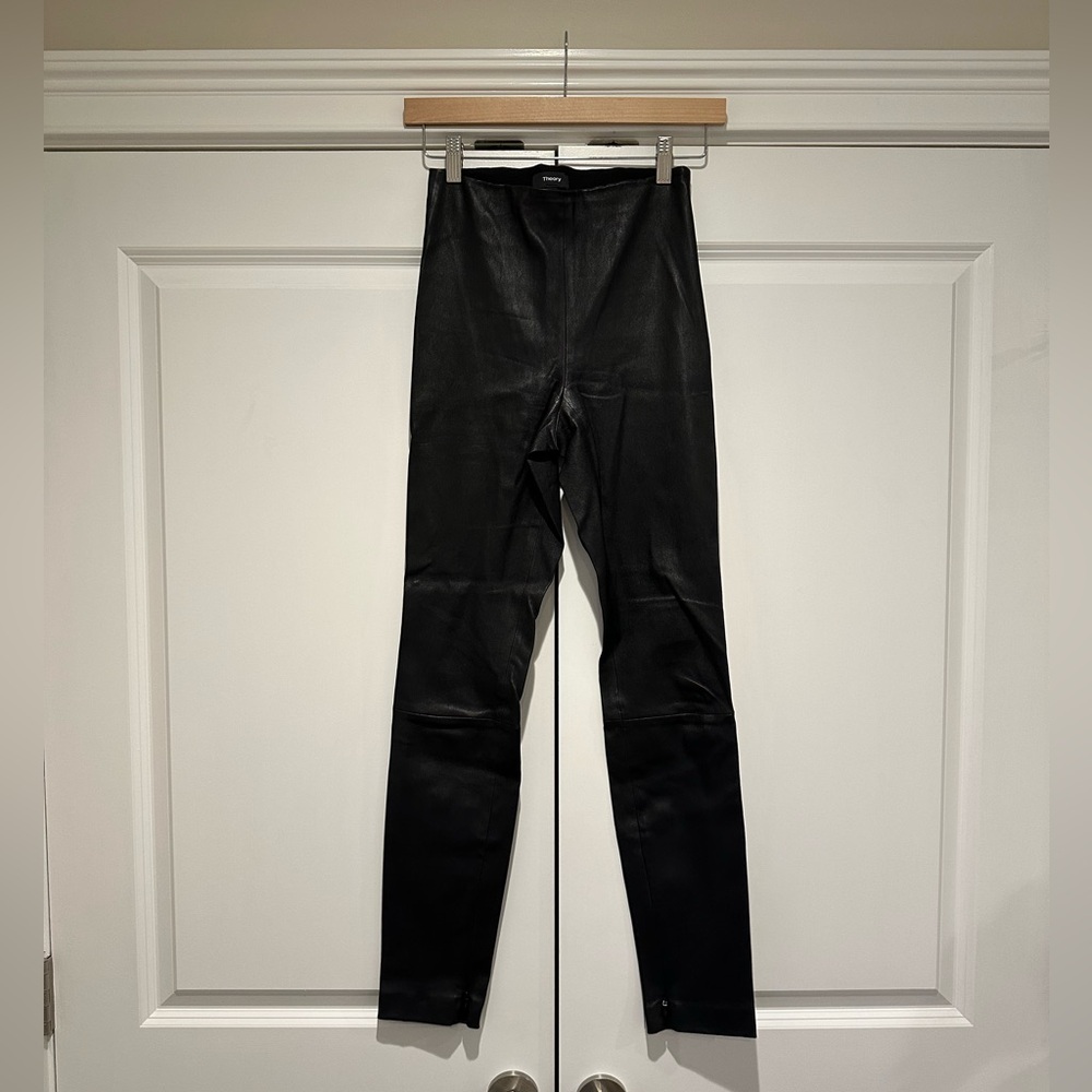 THEORY black leather skinny pants with side zip and ankle zips, size 0